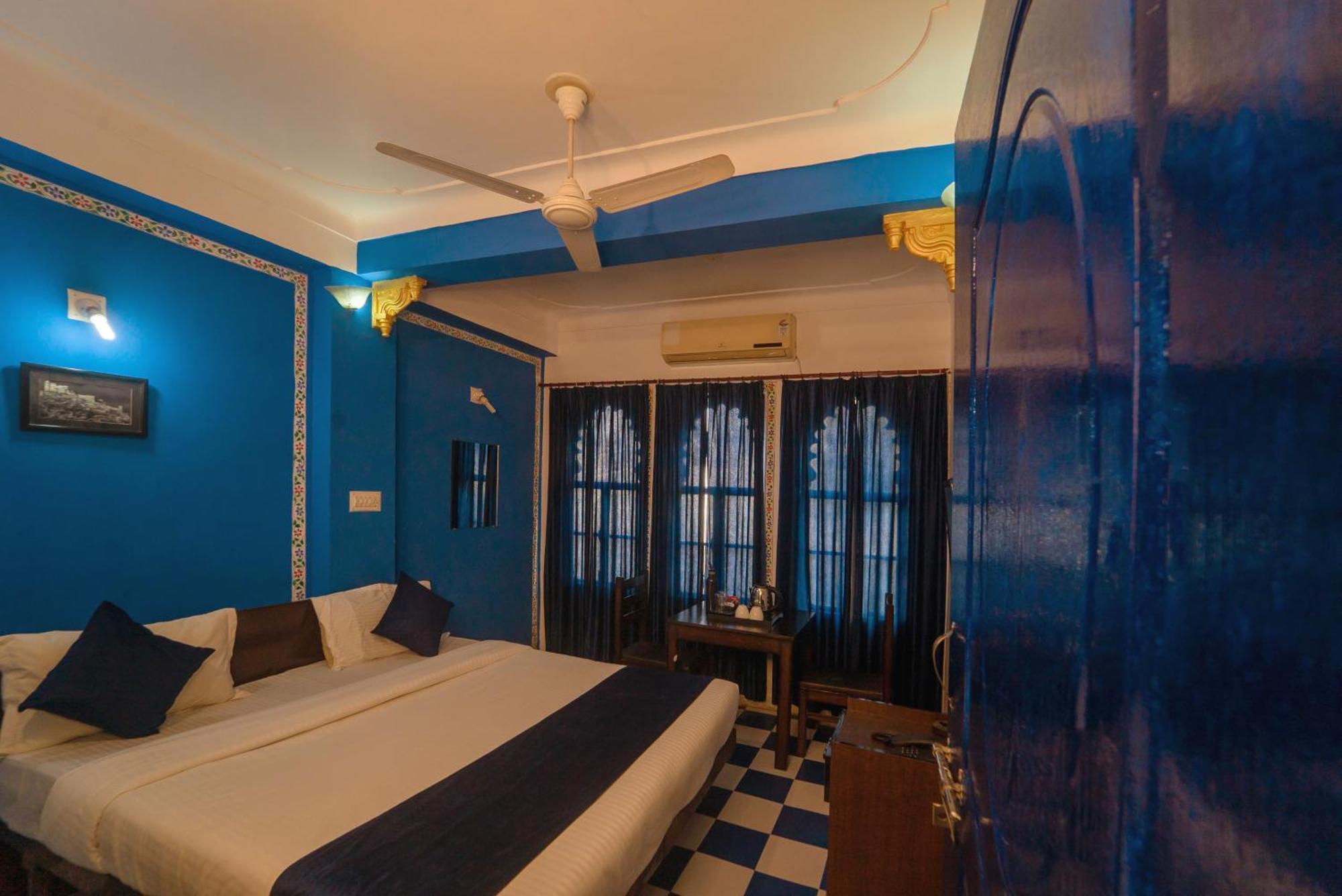 אודייפור Venice View Hotel & Restaurant מראה חיצוני תמונה